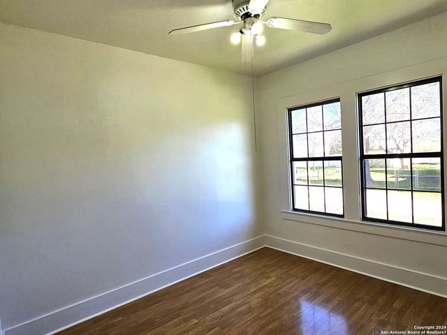 101 SANTA CLARA ST, Cibolo, TX 78108