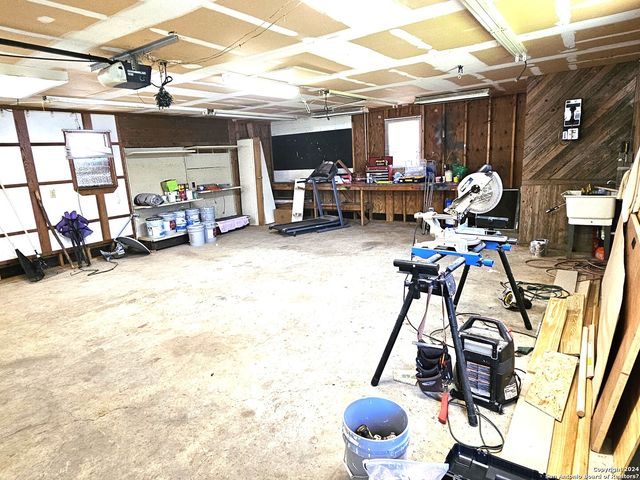 101 SANTA CLARA ST, Cibolo, TX 78108