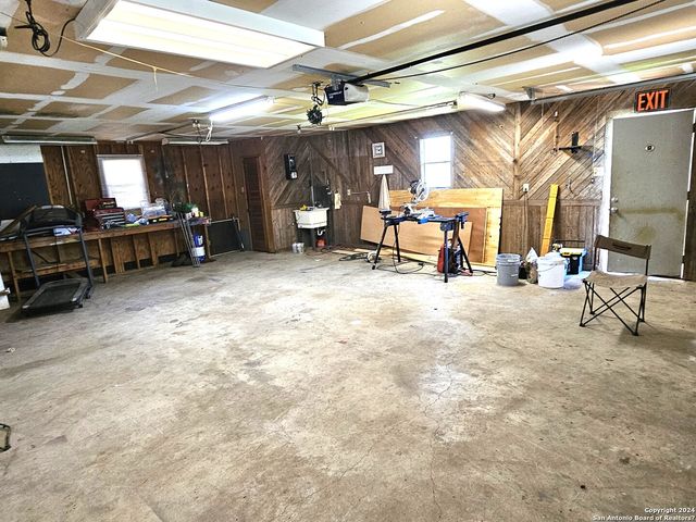 101 SANTA CLARA ST, Cibolo, TX 78108