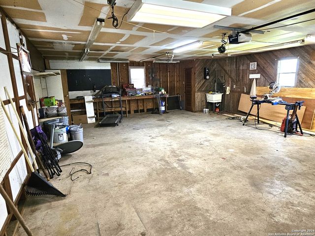 101 SANTA CLARA ST, Cibolo, TX 78108