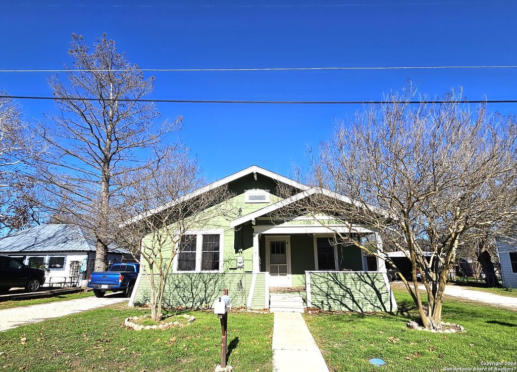 101 SANTA CLARA ST, Cibolo, TX 78108