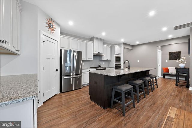 343 TAFT DR, Swedesboro, NJ 08085