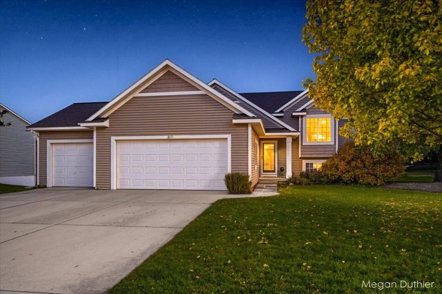 3931 Katie Court, Georgetown Twp, MI 49426