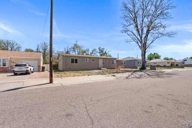 1618 Alexander Circle, Pueblo, CO 81001