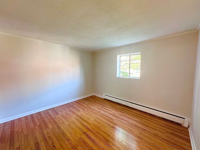 52 Bryon 3, Boston, MA 02467