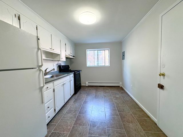 52 Bryon 3, Boston, MA 02467