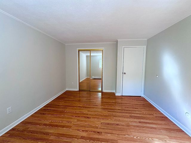 52 Bryon 3, Boston, MA 02467