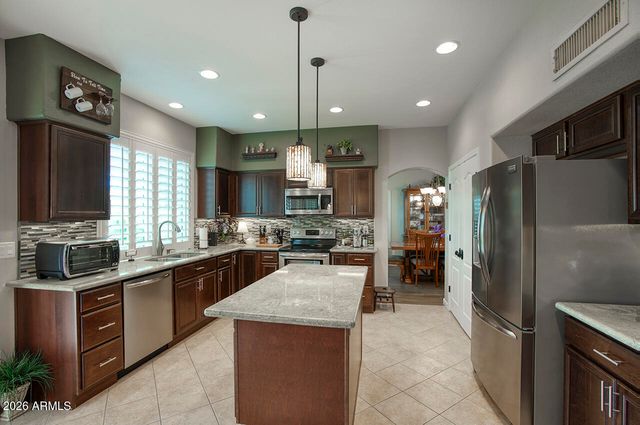 672 W SAN REMO Court, Gilbert, AZ 85233