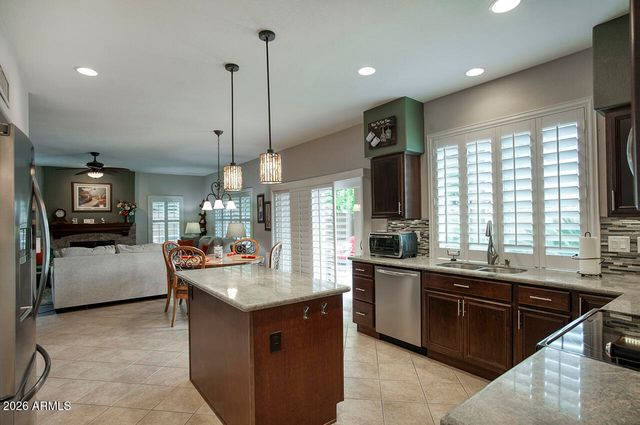 672 W SAN REMO Court, Gilbert, AZ 85233