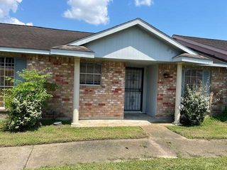 6855 Chasewood Drive, Houston, TX 77489