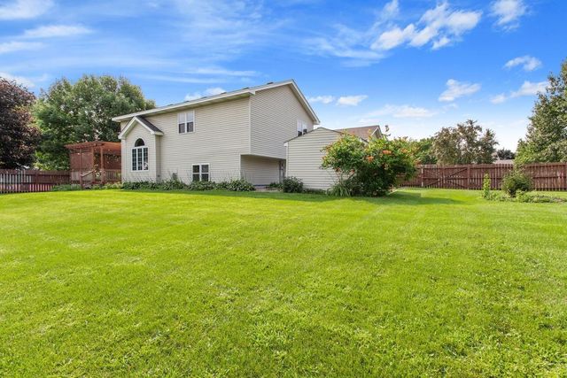 7061 148th Avenue NW, Anoka, MN 55303