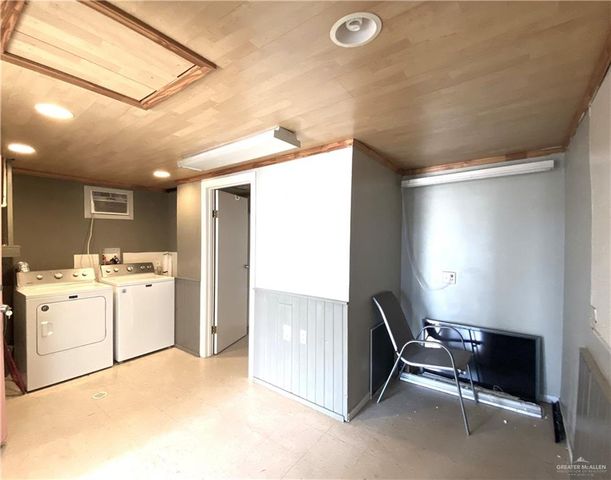 2404 W Bogey Drive, Mission, TX 78572