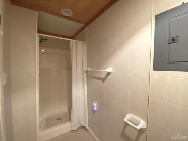 2404 W Bogey Drive, Mission, TX 78572