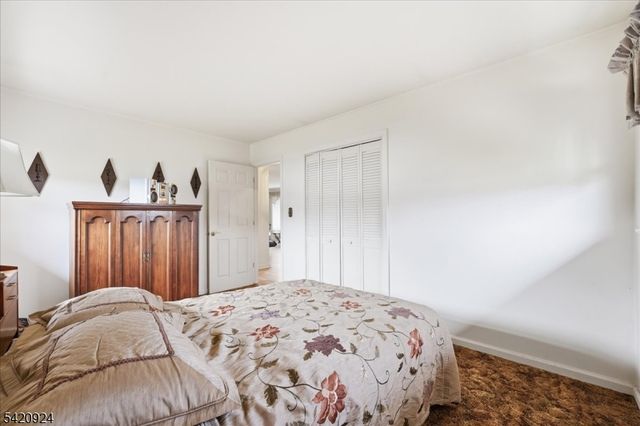 100 Hayes Ave, Clark Twp., NJ 07066