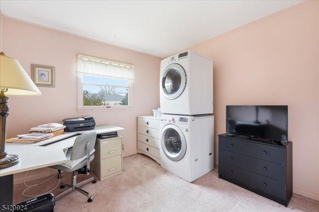 100 Hayes Ave, Clark Twp., NJ 07066