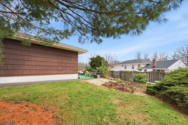 100 Hayes Ave, Clark Twp., NJ 07066
