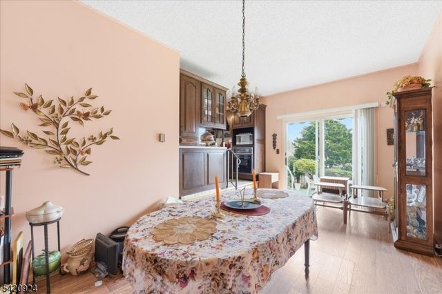 100 Hayes Ave, Clark Twp., NJ 07066