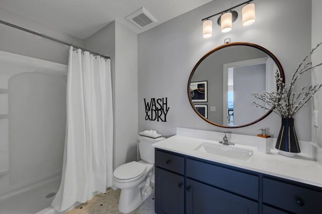 18237 Glacier Way, Lakeville, MN 55044