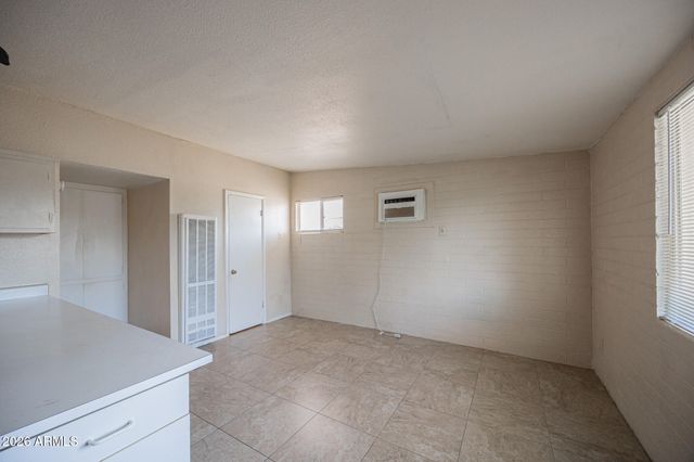 1017 S Mariana Street Apt 4, Tempe, AZ 85281