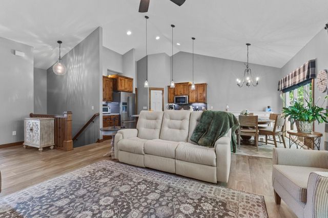 19583 Baldwin Street NW, Elk River, MN 55330