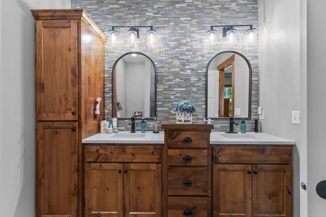 19583 Baldwin Street NW, Elk River, MN 55330
