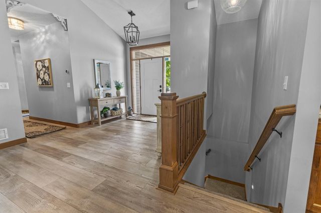 19583 Baldwin Street NW, Elk River, MN 55330