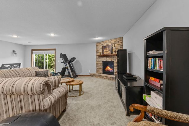 19583 Baldwin Street NW, Elk River, MN 55330