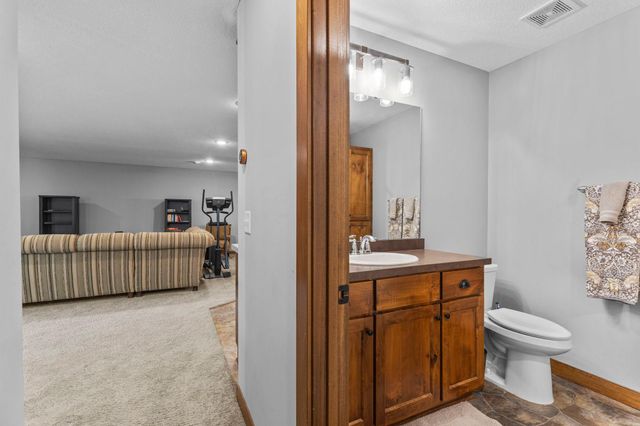 19583 Baldwin Street NW, Elk River, MN 55330