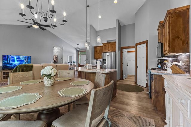 19583 Baldwin Street NW, Elk River, MN 55330