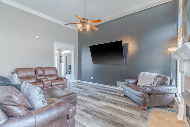 837 Belle Rive Dr, Marion, AR 72364