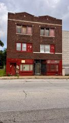 710 W 11th Avenue, Gary, IN 46402