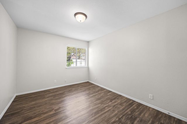 9006 Brimstone LN, Austin, TX 78717