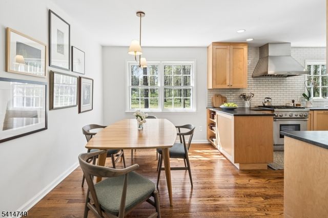 89 Lyons Pl, Bernards Twp., NJ 07920