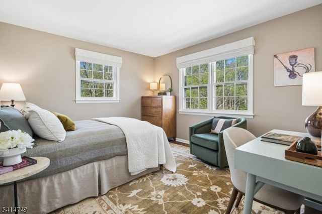 89 Lyons Pl, Bernards Twp., NJ 07920