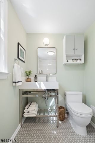 89 Lyons Pl, Bernards Twp., NJ 07920