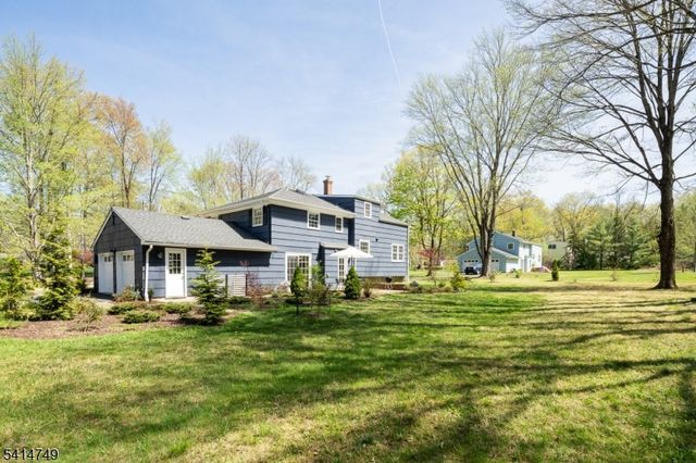 89 Lyons Pl, Bernards Twp., NJ 07920