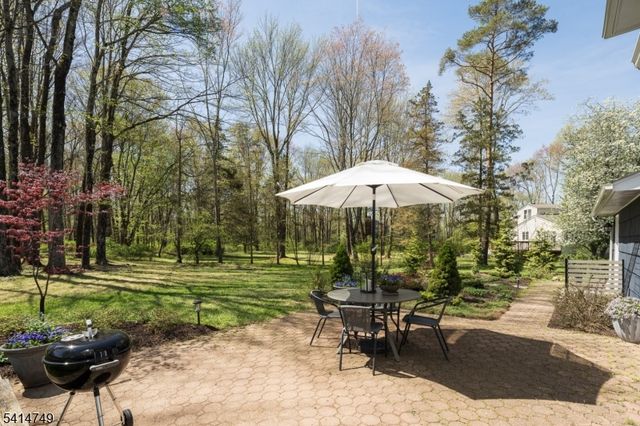 89 Lyons Pl, Bernards Twp., NJ 07920