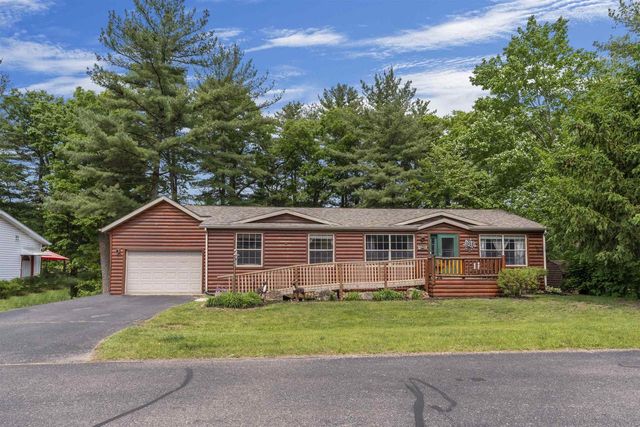 123 Lake Shore Drive, Wisconsin Dells, WI 53965