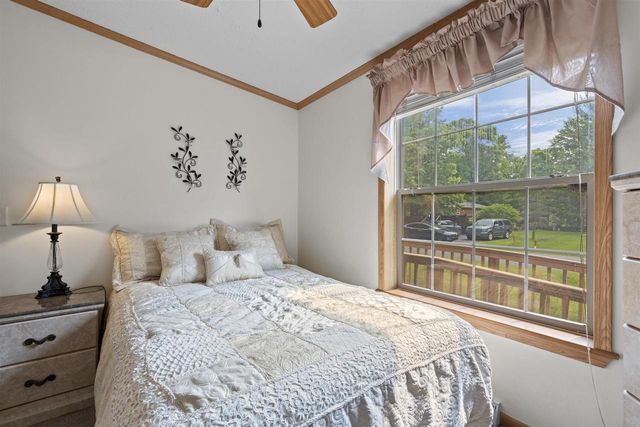 123 Lake Shore Drive, Wisconsin Dells, WI 53965