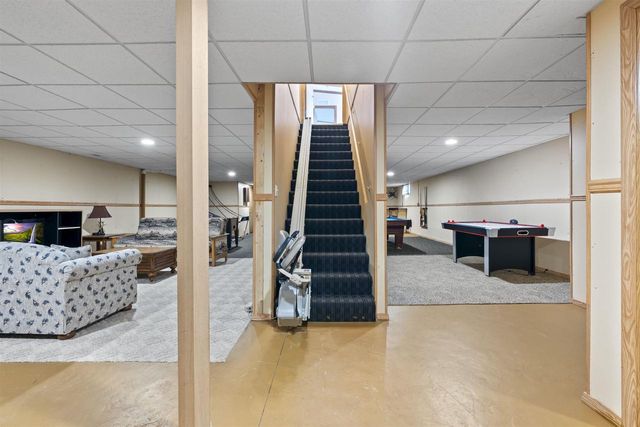 123 Lake Shore Drive, Wisconsin Dells, WI 53965