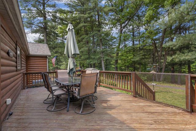 123 Lake Shore Drive, Wisconsin Dells, WI 53965