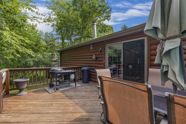 123 Lake Shore Drive, Wisconsin Dells, WI 53965