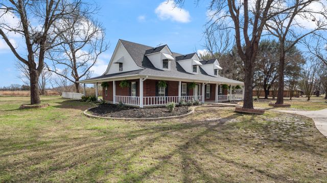 9193 County Road 158, Oak Grove, TX 75142