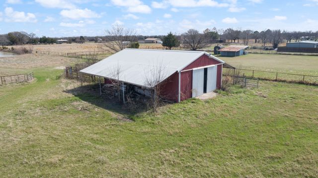 9193 County Road 158, Oak Grove, TX 75142
