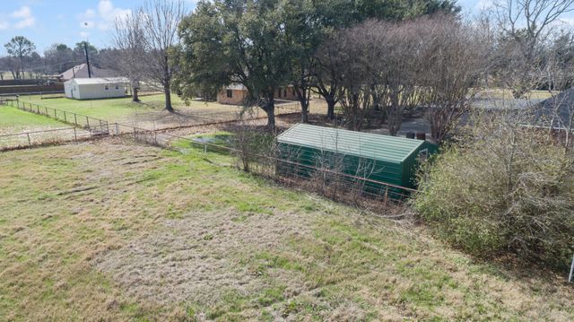 9193 County Road 158, Oak Grove, TX 75142