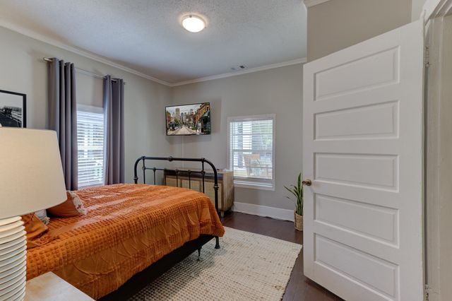 1072 S REMBERT ST, Memphis, TN 38104