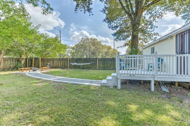 1072 S REMBERT ST, Memphis, TN 38104
