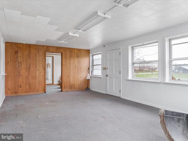 5155 MAIN ST, Stephens City, VA 22655