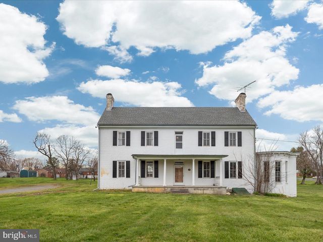 5155 MAIN ST, Stephens City, VA 22655