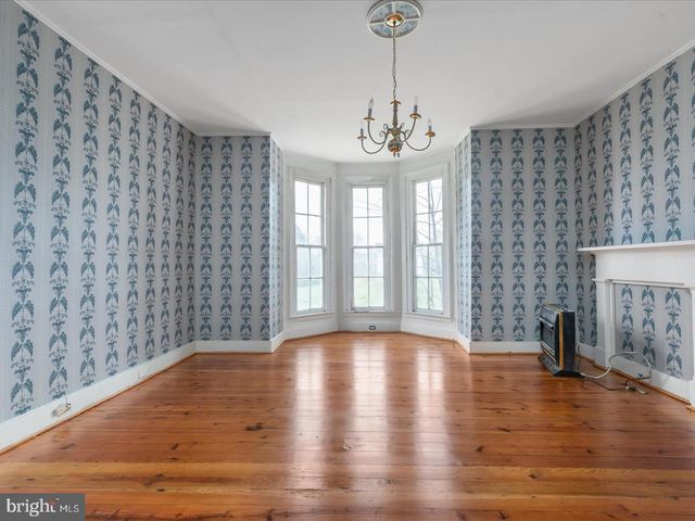 5155 MAIN ST, Stephens City, VA 22655